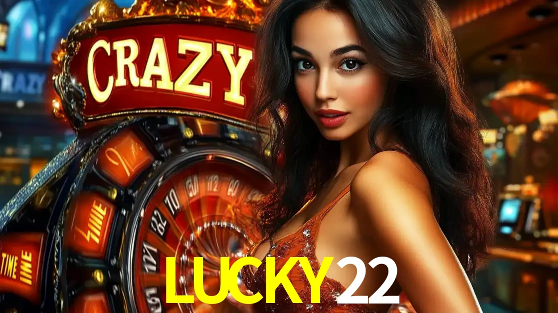 Mulher glamourosa olhando para a câmera com a roda vermelha do Crazy Time ao fundo em um ambiente de cassino, destacando a emoção dos jogos ao vivo no LUCKY22.